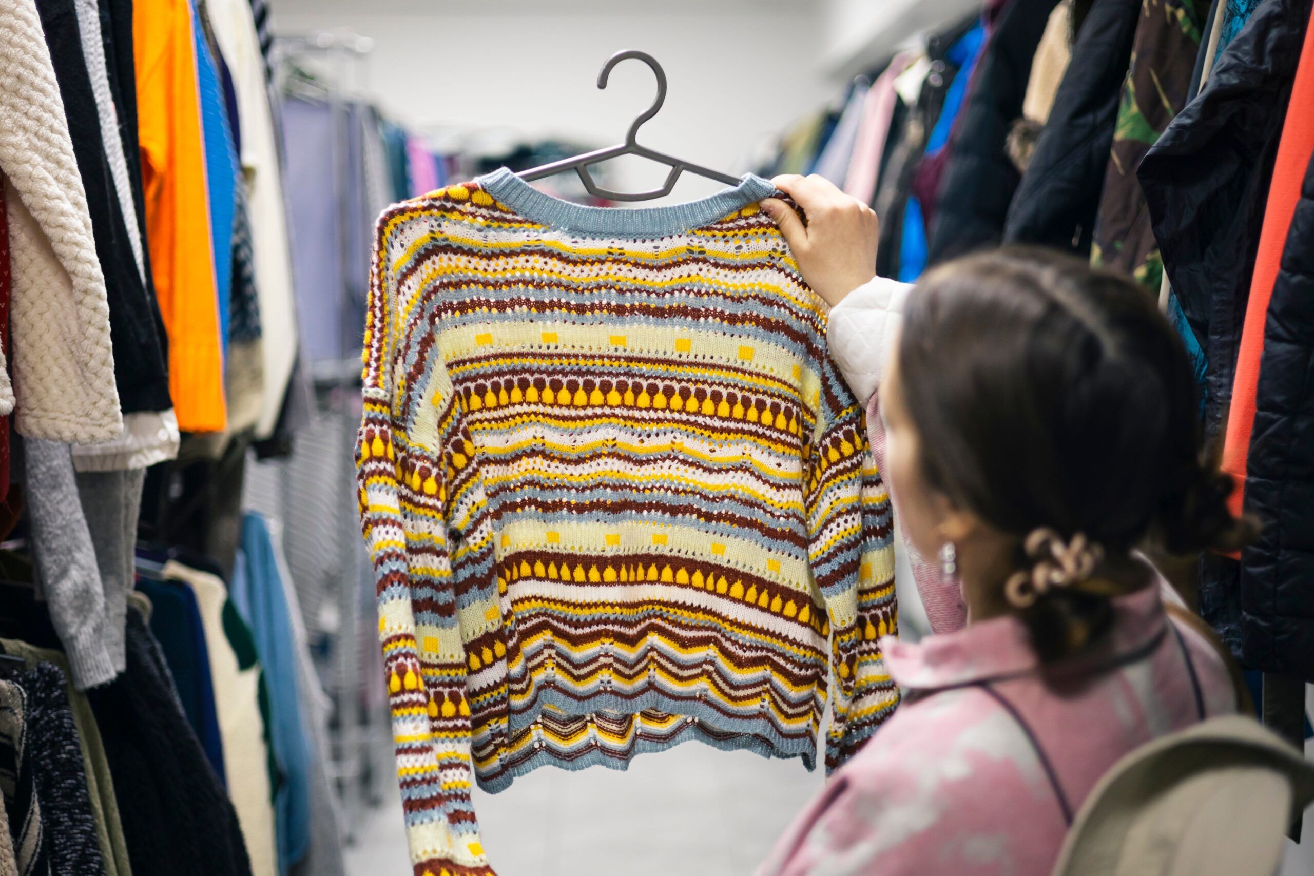 thrift shutterstock_2646762749